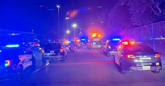 加州少年在高中橄榄球比赛中枪击身亡。嫌疑人在押 加州少年在高中橄榄球比赛中枪击身亡。嫌疑人在押