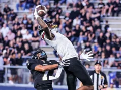 贾登·杰斐逊 (Jaden Jefferson) 和昆汀·黑尔 (Quentin Hale) 带领 Corona Centennial 战胜 Servet Corona Centennial's Quentin Hale makes a spectacular, one-handed catch against Servite.
