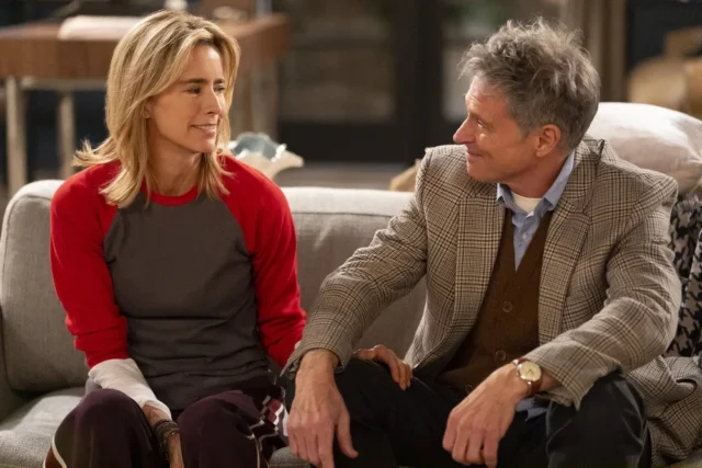 'Newlyweds' Téa Leoni & Tim Daly Playing Couple, Jamie Lee Curtis Boss