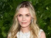 米歇尔·菲佛解释说她还没有退休。 Michelle Pfeiffer Clarifies She's Not Retiring