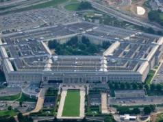 五角大楼解雇美国军事报纸编辑和出版商 Pentagon Fires Editor and Publisher of U.S. Military Newspaper