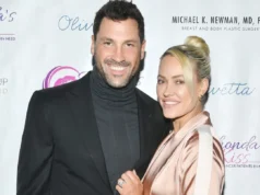 Peta Murgatroyd 和 Maksim Chmerkovskiy 分享全家搬到佛罗里达后的生活最新动态 Peta Murgatroyd, Maksim Chmerkovskiy Share Life Update After Moving Family to Florida