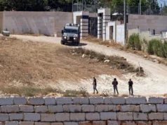 联合国和巴勒斯坦事务部谴责以色列定居者围困西岸房屋 UN, Palestinian ministry condemn Israeli settler siege of West Bank homes