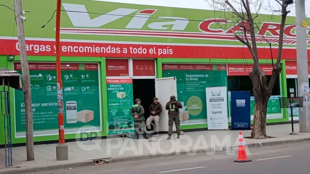 Gendarmería y Aduana allanaron una empresa de encomiendas en calle Independencia