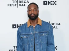 德维恩·韦德 (Dwyane Wade) 展示了他多年来在胡须重大转变中最好的剃须方式 Dwyane Wade Unveils His Closest Shave in Years in Major Beard Transformation