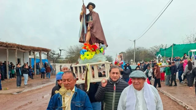 席尔瓦·尼德出席阿托伊波索纪念圣罗克的守护神庆祝活动 – Diario Panorama 席尔瓦·尼德出席阿托伊波索纪念圣罗克的守护神庆祝活动 – Diario Panorama