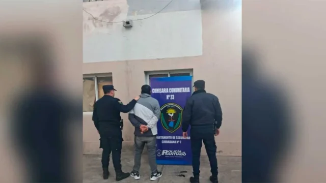 Insólito: un hombre fue a radicar una denuncia y terminó aprehendido por llevar un revólver oculto