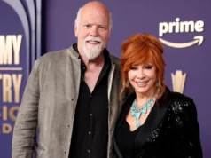 Reba McEntire Reveals Why Theres No Update on Rex Linn Wedding Reba McEntire Reveals Why There's No Update on Rex Linn Wedding