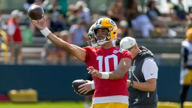 Packers QB Love expected to play in first preseason game Packers QB Love expected to play in first preseason game