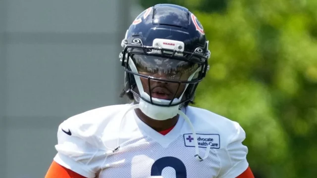 Bears' Coby Bryant undergoes knee surgery, out 4-6 months Bears' Coby Bryant undergoes knee surgery, out 4-6 months