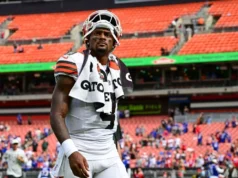布朗队转向 KB Watson,而桑德斯(以及 2027 年选秀班)则潜伏在其中 Browns turn to QB Watson with Sanders (and 2027 draft class) lurking