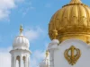 加拿大谒师所刺伤事件:艾伯塔省祈祷中断期间两名男子受伤 · Two men were stabbed inside a gurdwara in Canada’s Alberta province .(PICS/X)