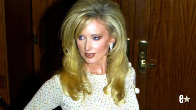 76 岁的肥皂传奇人物摩根·费尔柴尔德 (Morgan Fairchild) 在埃迪的新造型中看起来面目全非