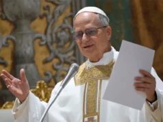 教皇利奥十四世欢迎卢赞大主教为访问阿根廷做准备 El Papa León XIV recibió al arzobispo de Luján mientras avanzan los preparativos de su visita a la Argentina