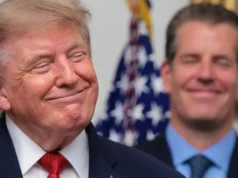 批评者嘲笑特朗普试图“最糟糕的电影重启” Critics mock Trump as he tries 'worst ever movie reboot'