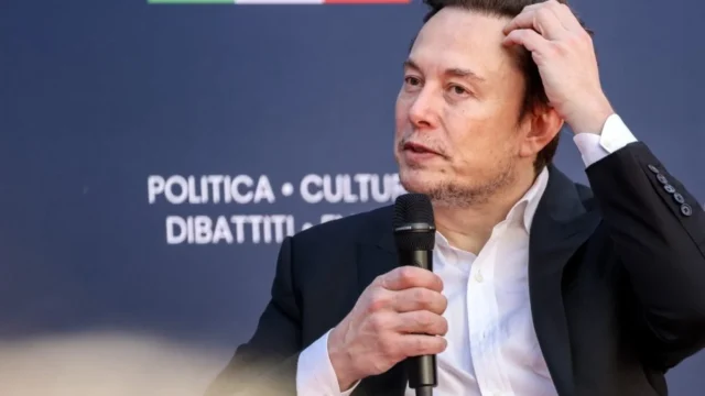 “我们不习惯失败”:埃隆·马斯克与佩普光标棒的对话描绘了一幅悲伤的画面 “我们不习惯失败”:埃隆·马斯克与佩普光标棒的对话描绘了一幅悲伤的画面
