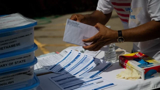 联邦上诉法院在一项关于选举公正性的重大裁决中恢复了德克萨斯州的邮寄选票 ID 要求 联邦上诉法院在一项关于选举公正性的重大裁决中恢复了德克萨斯州的邮寄选票 ID 要求