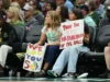 因苏菲·坎宁安支持者待遇引发争议,ADF 致信 WNBA ADF sends letter to WNBA after controversies over treatment of Sophie Cunningham supporters
